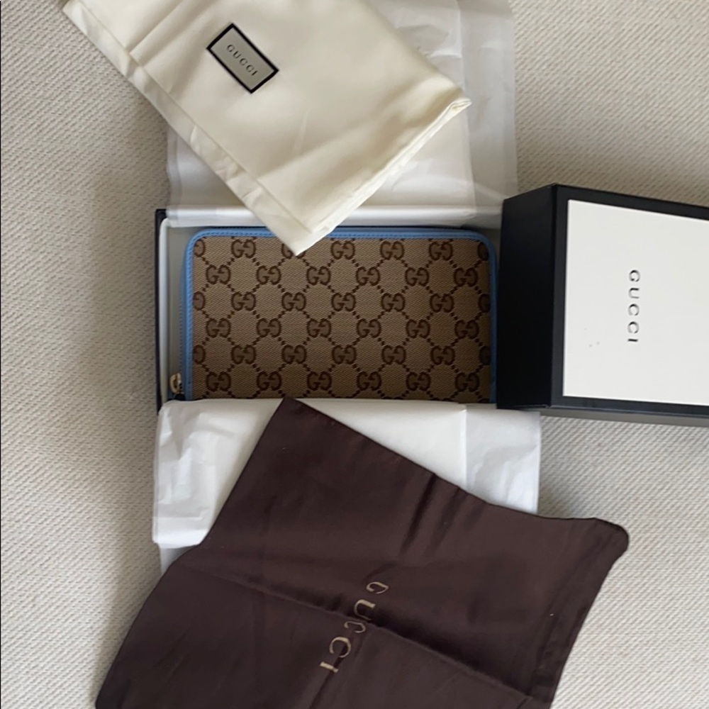 Gucci Womens GG Logo Canvas Mineral Blue Wallet